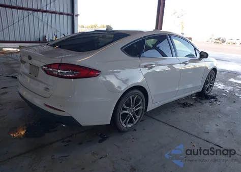 2020 Ford Fusion Sel z USA, uszkodzony, nr VIN 3FA6P0CD3LR196546